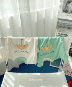 Alternative view of 雨傘Tee